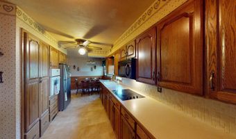 904 Clausen Ave, Albert Lea, MN 56007