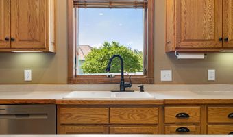 1300 26TH St SW, Austin, MN 55912
