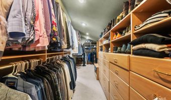 12621 Von Scheben Dr, Anchorage, AK 99516