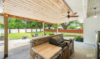 100 Monteith Oaks Dr, Foley, AL 36535