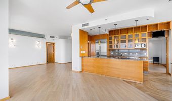 3500 Mystic Pointe Dr, Aventura, FL 33180