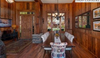 484 Farm Loop Rd, Banner Elk, NC 28604