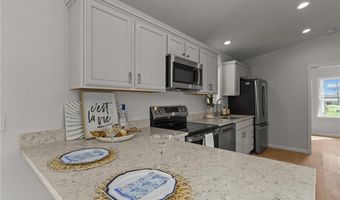 64 Burnside Ave, Narragansett, RI 02882
