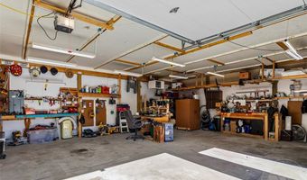 114 N Montana Ave, Absarokee, MT 59001