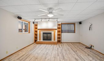 13820 Sycamore St NW, Andover, MN 55304
