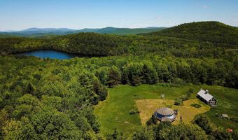 310 Sky Farm Ln, Barnet, VT 05821