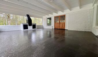 405 N. Broughton St, Ailey, GA 30410