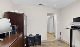 534 Muscatel Ave NE, Albuquerque, NM 87107