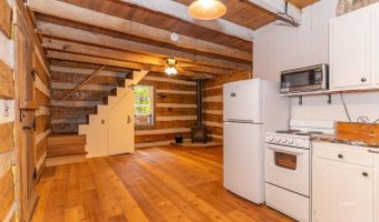 15791 Willow Creek Rd, Athens, OH 45701