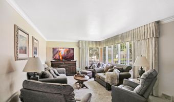 904 Squire Ln, Aberdeen, SD 57401