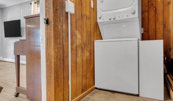 24 Center St, Augusta, ME 04330