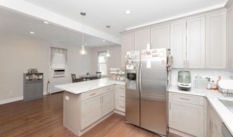 176 AVENUE B, Bayonne, NJ 07002