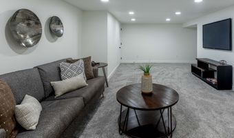 601 N 1st St, Aberdeen, SD 57401