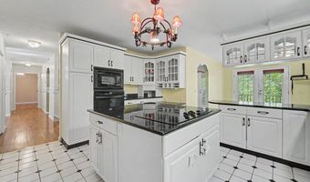 144 Panther Creek Dev, Almond, NC 28702
