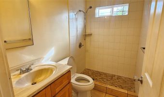 1017 Maluna St, Honolulu, HI 96818