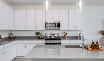 651 N Ironwood Dr 9, Apache Junction, AZ 85120