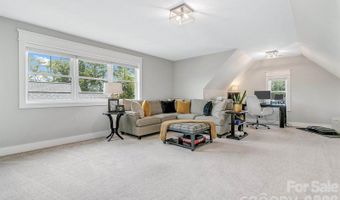 136 Ellis Ln, Arden, NC 28704