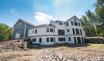 29 Mountain Ridge Dr, Wilmington, VT 05363