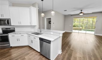 228 MAGNETA Loop, Auburndale, FL 33823