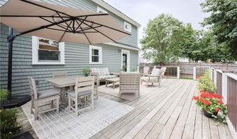 15 Terrace Dr, Bristol, RI 02809