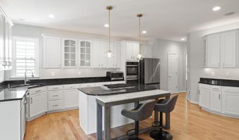 20323 BOWFONDS St, Ashburn, VA 20147