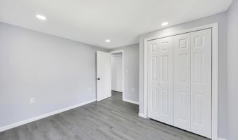 19 William St, Amityville, NY 11701