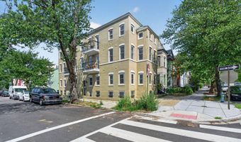 660 MORTON Pl NE, Washington, DC 20002