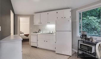 560 Laurel Ridge Rd, Banner Elk, NC 28604