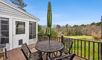 22 Prestwick Rd 22, Bourne, MA 02532