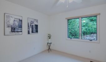 588 Green Rd, Ann Arbor, MI 48105