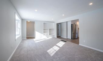 437 Chester Rd, Auburn, NH 03032