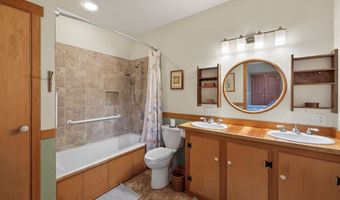 16 W COBBLE Ln, Bluff, UT 84512