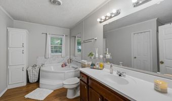 102 Sage St, Athens, TN 37303
