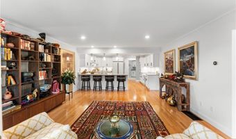 27 Eagle Dr, North Kingstown, RI 02852