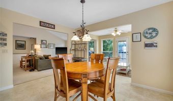 305 Arbor Glen Dr, Ballwin, MO 63021