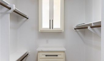 835 S 8th St, Aransas Pass, TX 78336