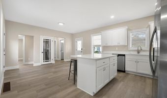 329 W 19th St, Auburn, IN 46706
