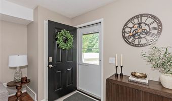3441 Beaver Trl #D, Aurora, OH 44202