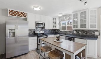 8170 Paradise Valley Ct, Spring Valley, CA 91977
