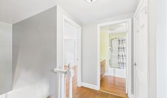 85 Pilgrim Dr, Warwick, RI 02888