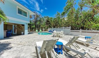 733 HOLLY Rd, Anna Maria, FL 34216
