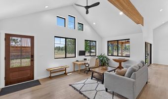 800 N Main St, Cascade, ID 83611
