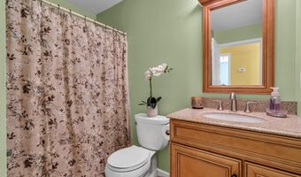1444 Mermaid Ave, Beachwood, NJ 08722