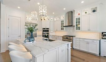 556 TIMBER BRIDGE Ln, Atlantic Beach, FL 32233