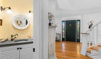 27 W Willow Ln, Charlestown, RI 02813