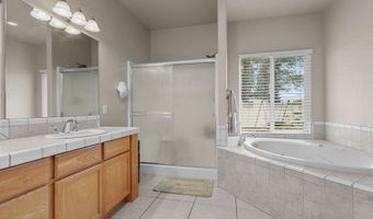 6640 Dixieland Dr, Anderson, CA 96007