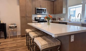 426 Carina Gln, Escondido, CA 92025