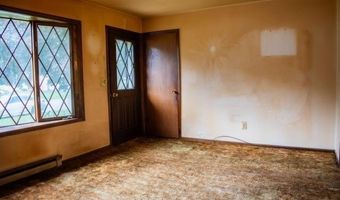 11 Melissa Ct, Albany, NY 12205
