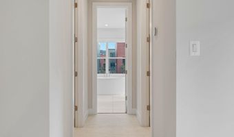 6908 GREYSWOOD Rd, Bethesda, MD 20817