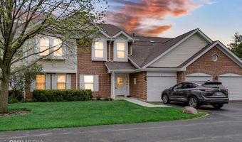 215 Norfolk Ct 8, Roselle, IL 60172
